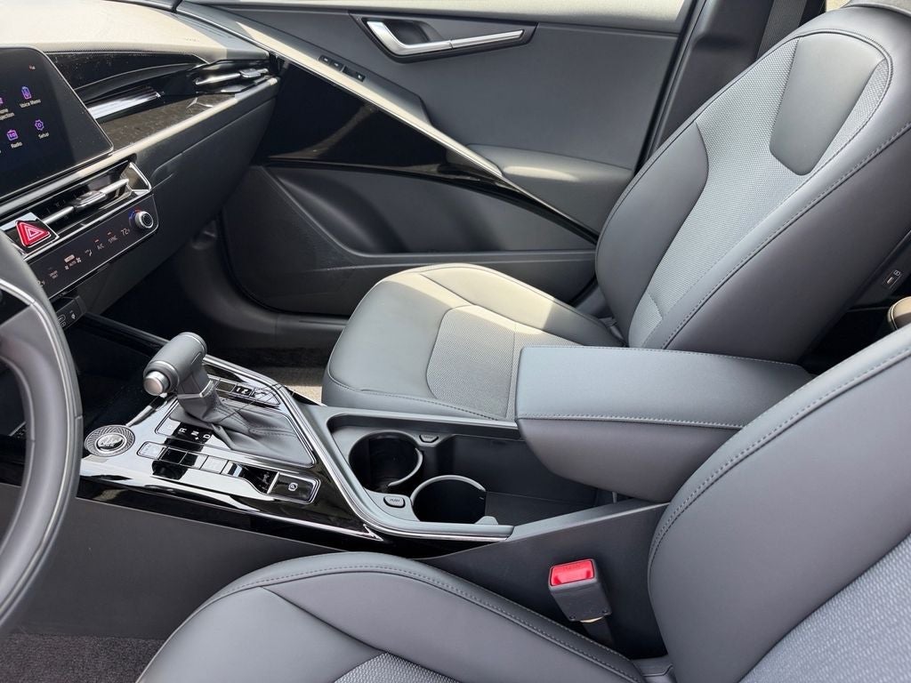 2026 Kia Niro EX