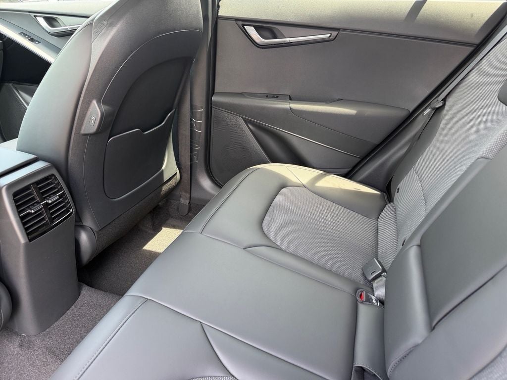 2026 Kia Niro EX