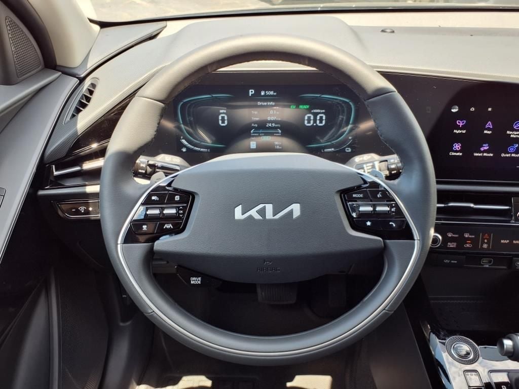 2025 Kia Niro SX