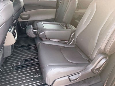 2027 Kia Carnival EX