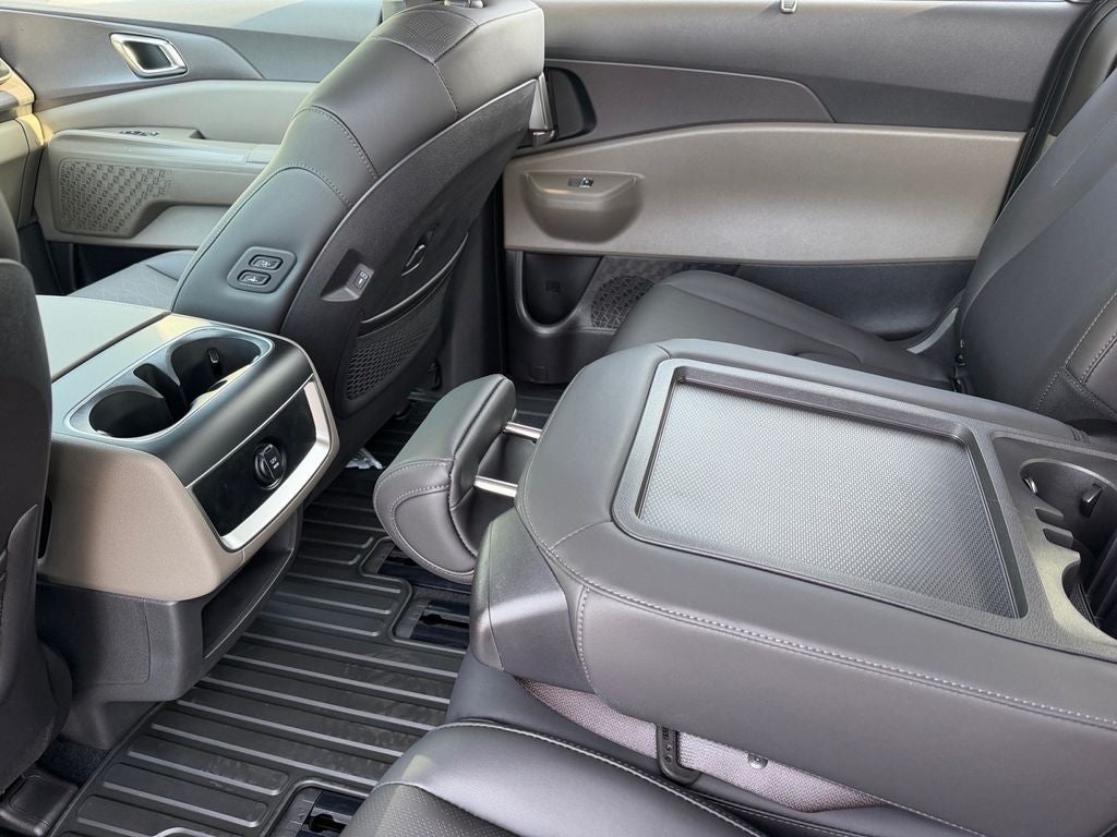 2027 Kia Carnival EX