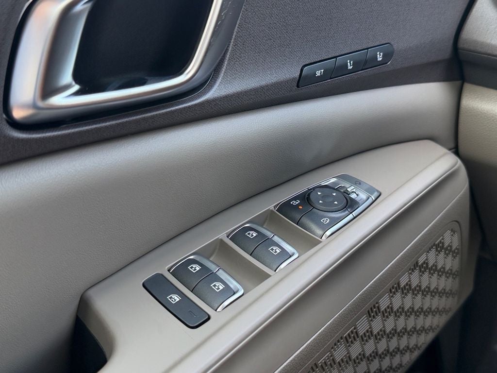 2027 Kia Carnival EX