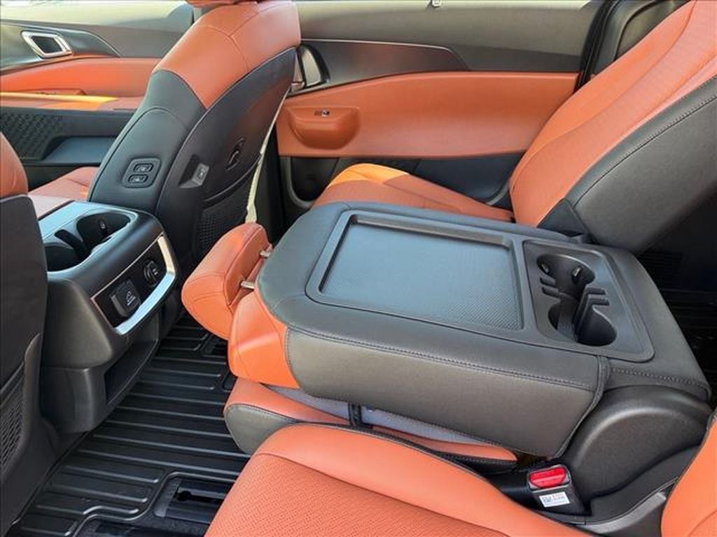 2027 Kia Carnival SX Prestige