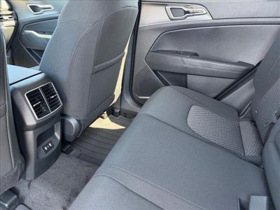 2027 Kia Sportage Hybrid LX