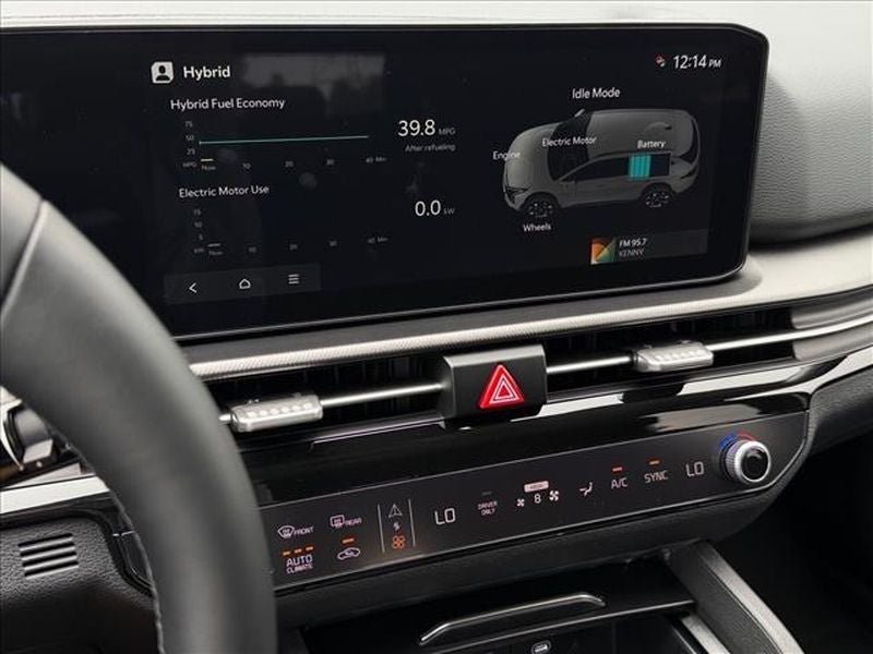 2027 Kia Sportage Hybrid LX