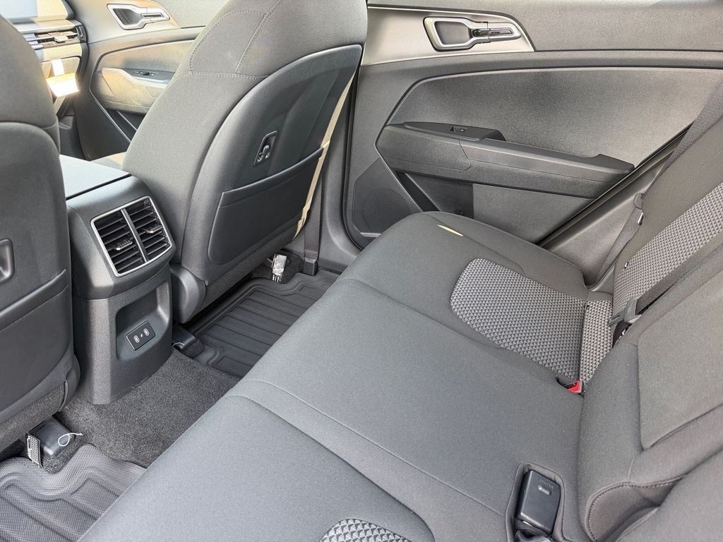 2027 Kia Sportage Hybrid S