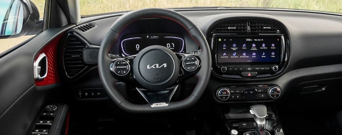 Black dash in a 2025 Kia Soul.